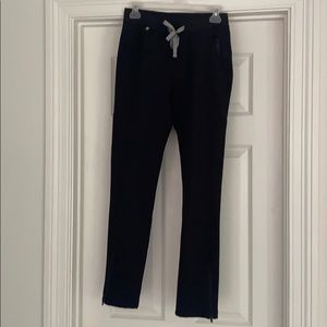 Figs scrub pant camo